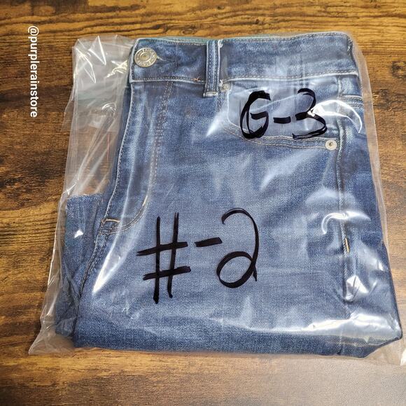 American Eagle Hi Rise Midi Shorts Size 6 Super Stretch Medium Dark Wash NWOT - Picture 11 of 11